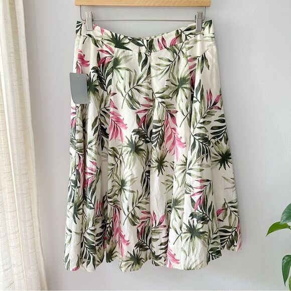 Gal Meets Glam Stevie Palm Print Linen Skirt and Top Set - Picture 10 of 13